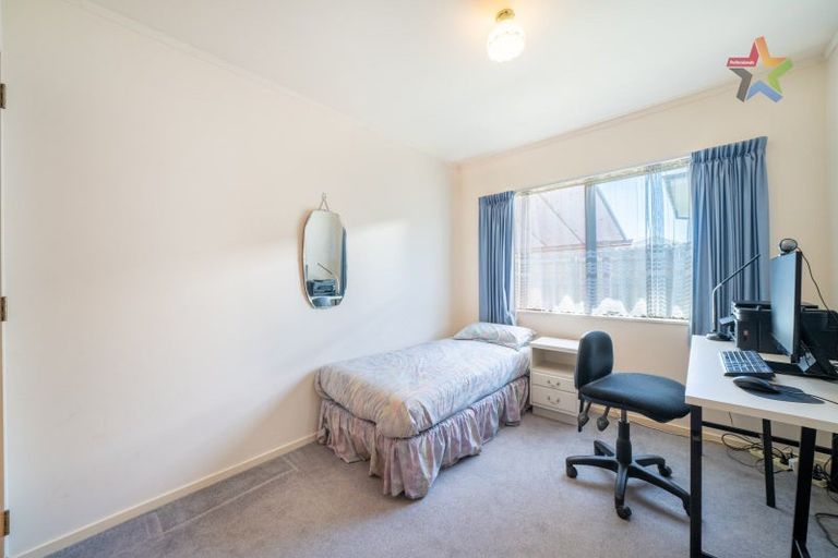 Photo of property in 2/25 De Menech Grove, Avalon, Lower Hutt, 5011