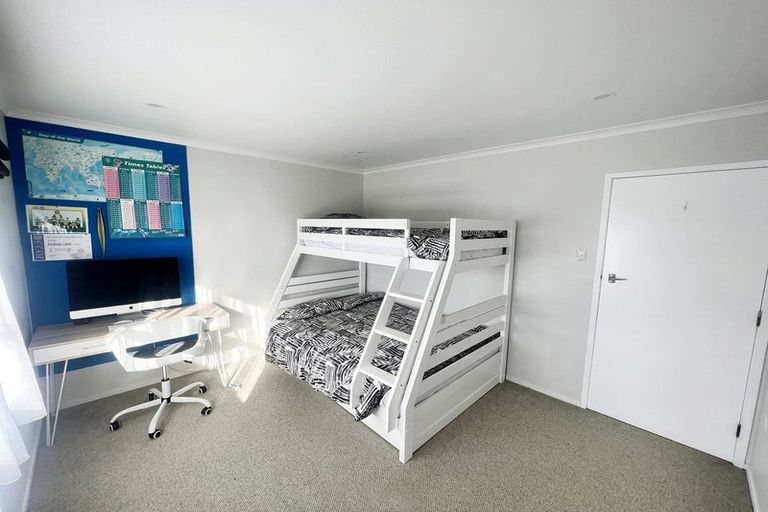 Photo of property in 12b Oleander Place, Bell Block, New Plymouth, 4312