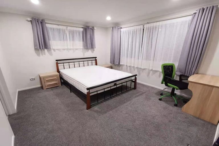 Photo of property in 39 Tinaku Road, Flat Bush, Auckland, 2019