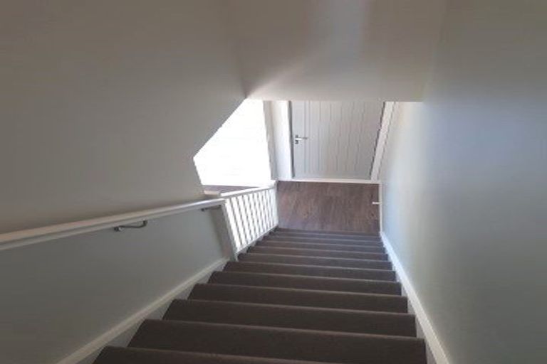 Photo of property in 2/32 Dr Taylor Terrace, Johnsonville, Wellington, 6037