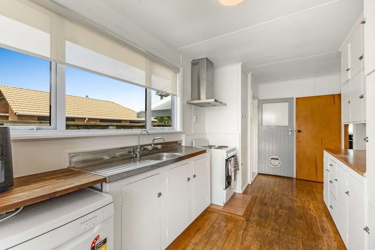 Photo of property in 13 Arawa Street, Welbourn, New Plymouth, 4312