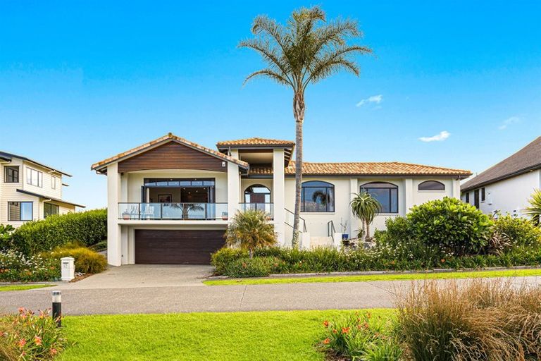 Photo of property in 13 Pacific Cliffs Drive, Gulf Harbour, Whangaparaoa, 0930