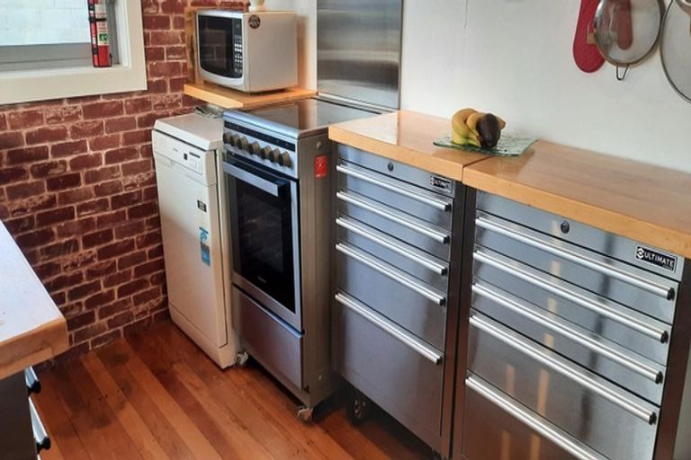 Photo of property in 11 Seymour Street, Gore, 9710