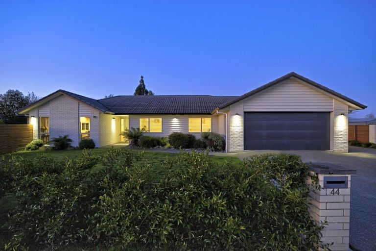 Photo of property in 4 Gertrude Street, Carterton, 5713
