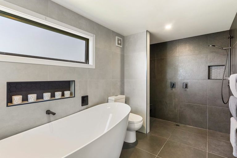 Photo of property in 38 Hinemoa Street, Birkenhead, Auckland, 0626