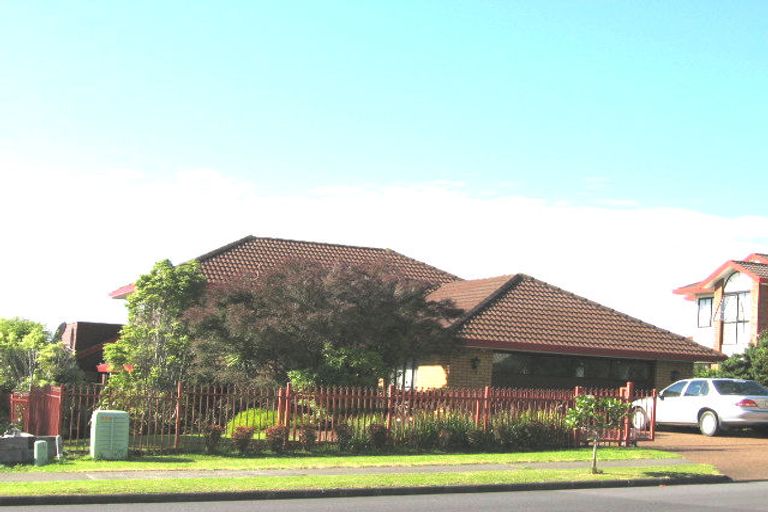 Photo of property in 202 Whitford Road, Shamrock Park, Auckland, 2016