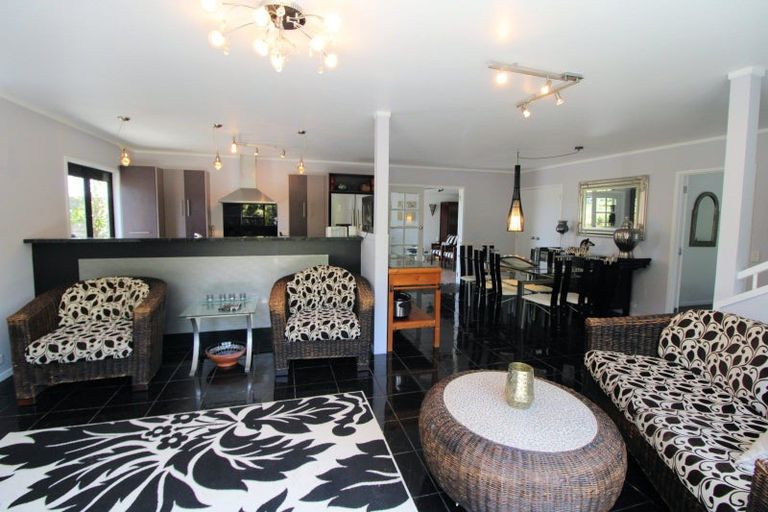 Photo of property in 137 The Fairway, Matarangi, Whitianga, 3592