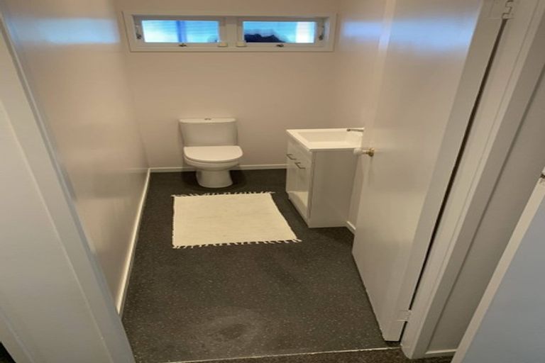 Photo of property in 374 Upper Harbour Drive, Greenhithe, Auckland, 0632