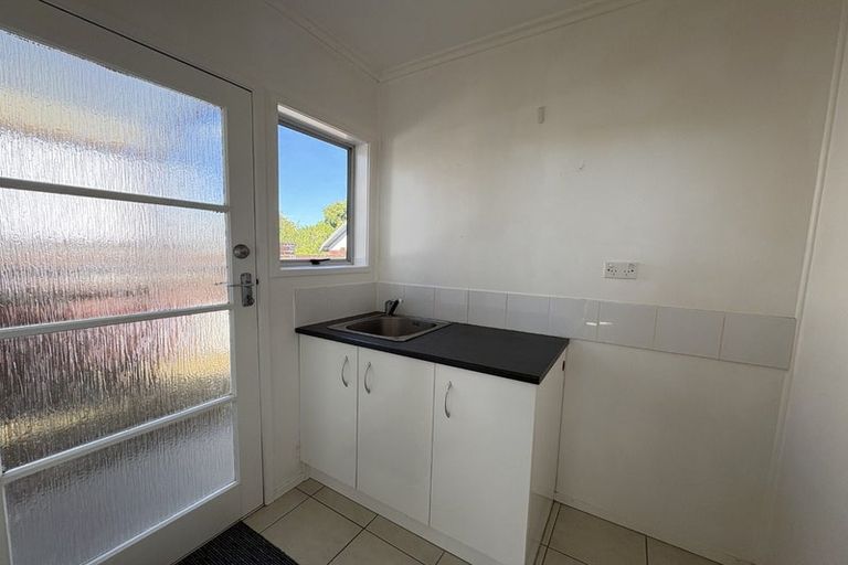 Photo of property in 12 Redwood Drive, Massey, Auckland, 0614