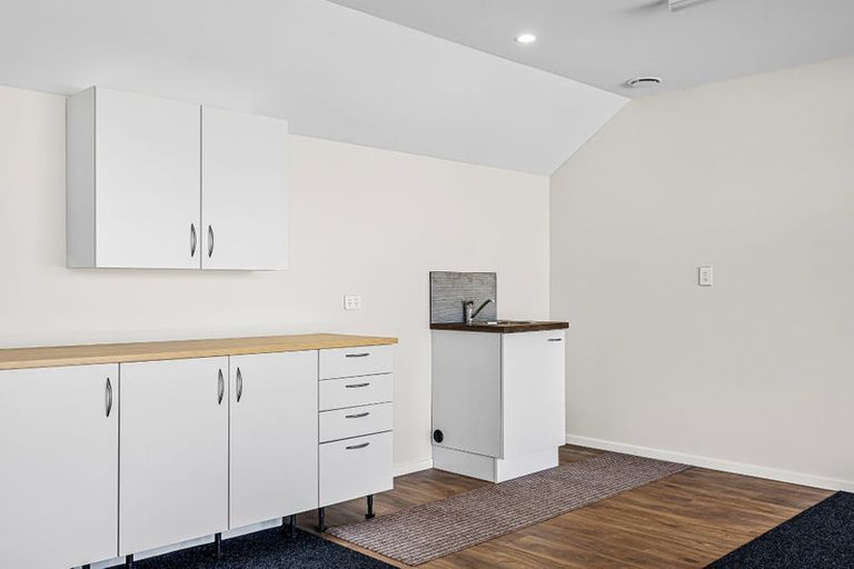 Photo of property in 30 Chambers Avenue, Woodend, 7610