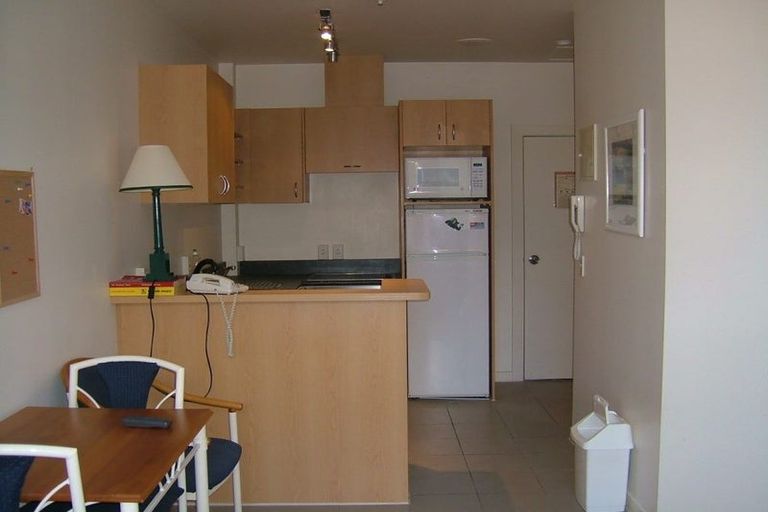 Photo of property in Terrace Tower Apartments, 12c/126 The Terrace, Wellington Central, Wellington, 6011