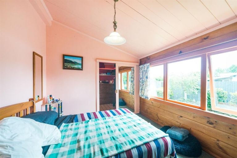 Photo of property in 2 Dalrymple Place, Marton, 4710