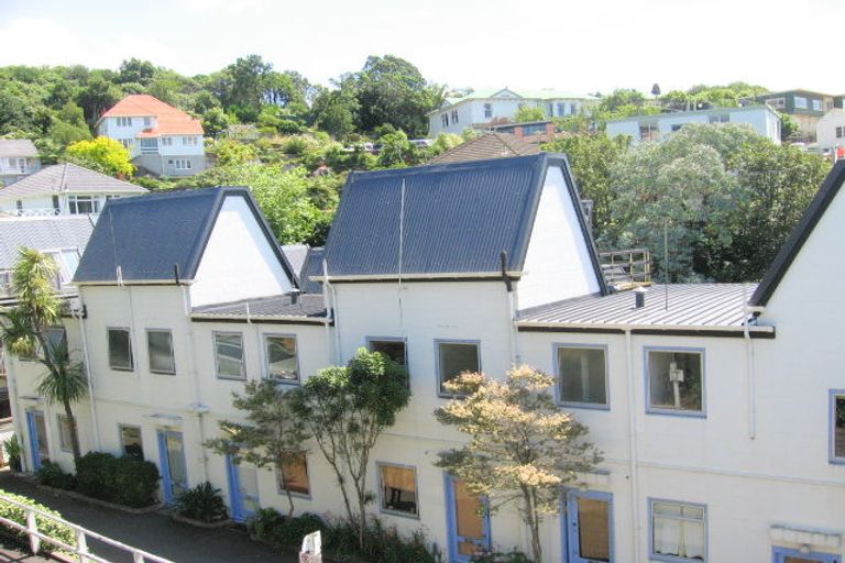 Photo of property in Sherwood Mews, 28z Bidwill Street, Mount Cook, Wellington, 6021