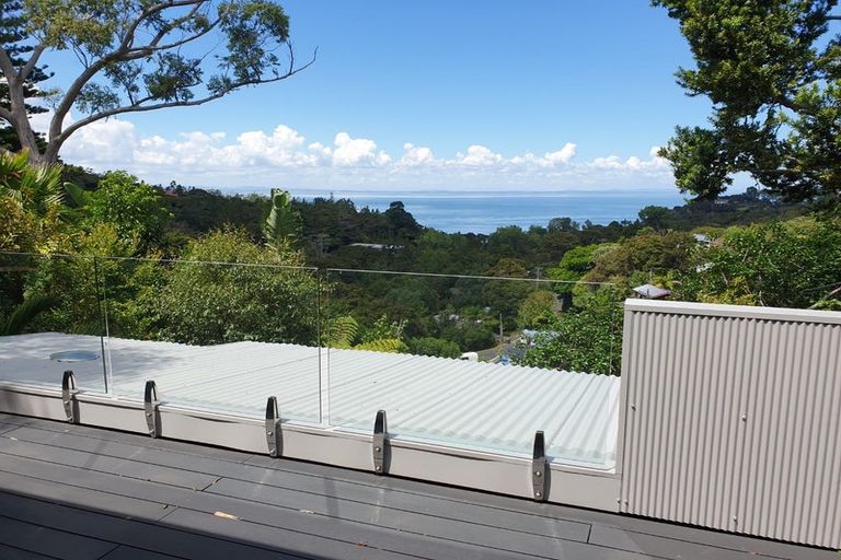 Photo of property in 674 South Titirangi Road, Titirangi, Auckland, 0604