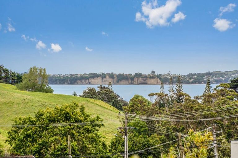 Photo of property in 5 Wairere Road, Torbay, Auckland, 0630