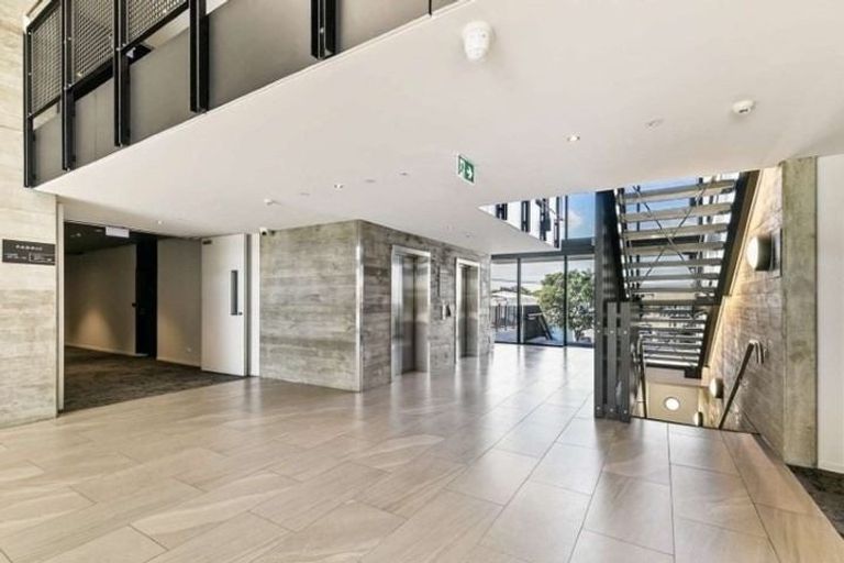 Photo of property in 403/64 Victoria Street, Onehunga, Auckland, 1061