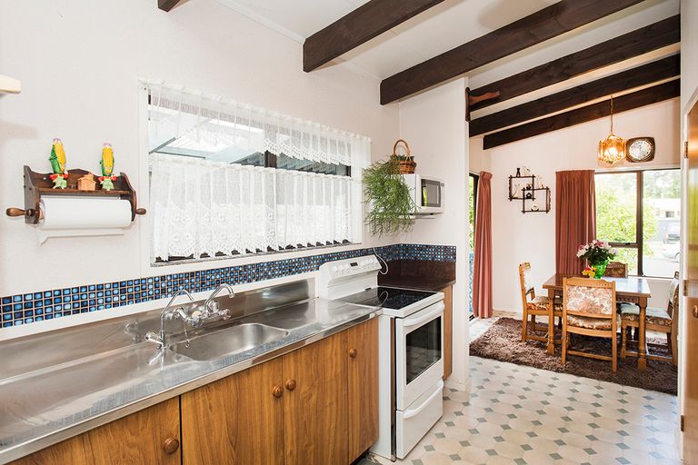 Photo of property in 14 Loisel Street, Riverdale, Gisborne, 4010