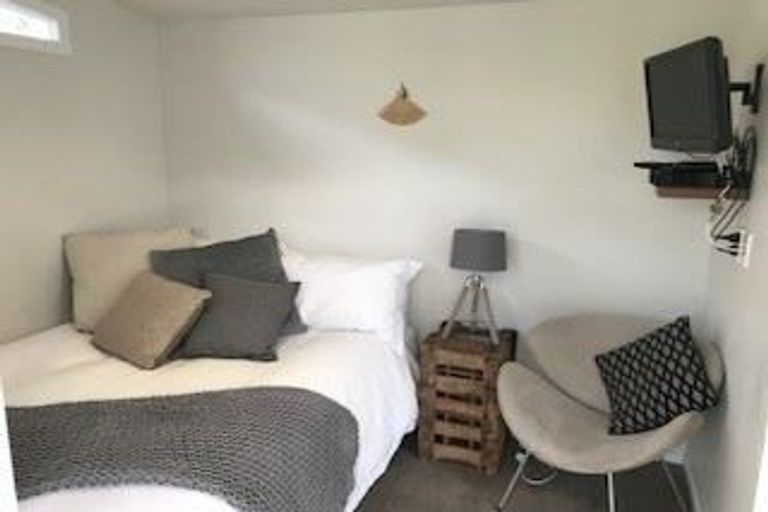 Photo of property in 16 Burgess Road, Devonport, Auckland, 0624