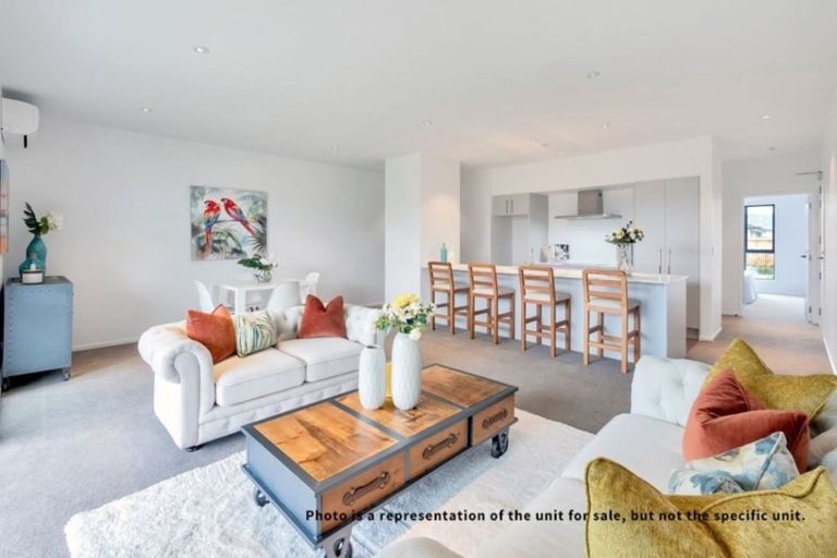 Photo of property in 8/27 Dida Park Drive, Kumeu, 0810