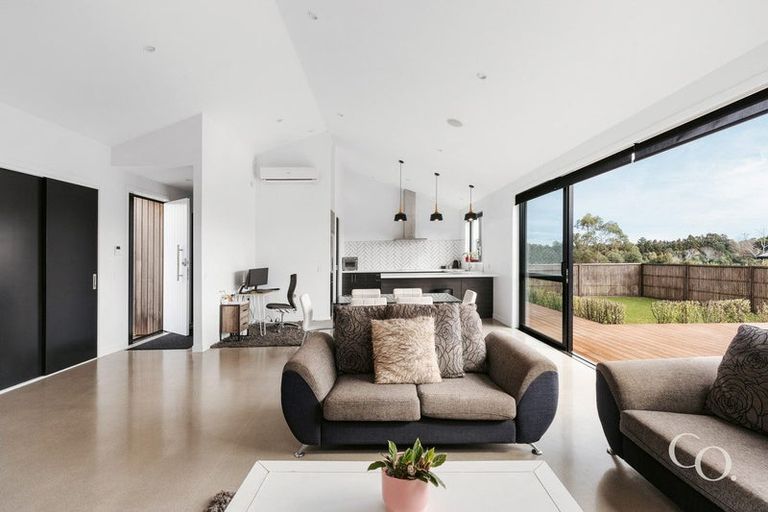 Photo of property in 310 Waitaha Road South, Welcome Bay, Tauranga, 3175