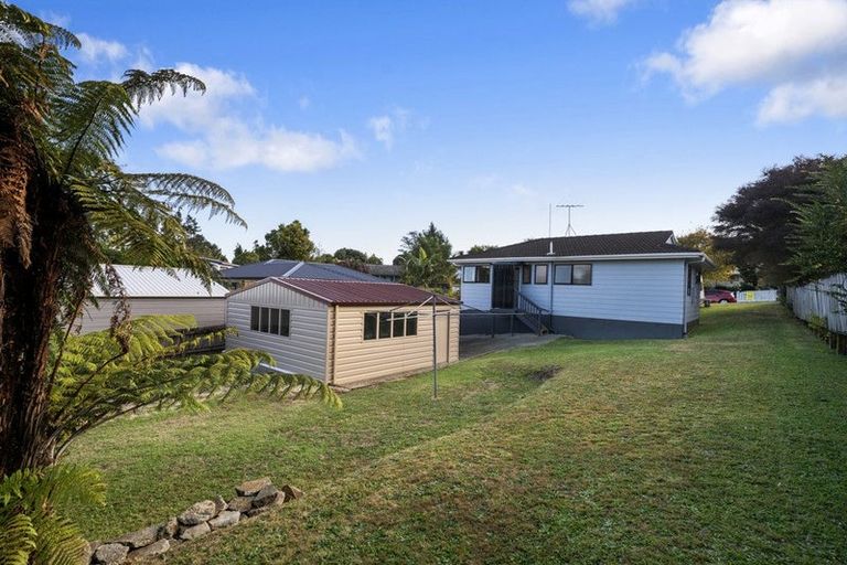 Photo of property in 19 Matipo Drive, Tuakau, 2121