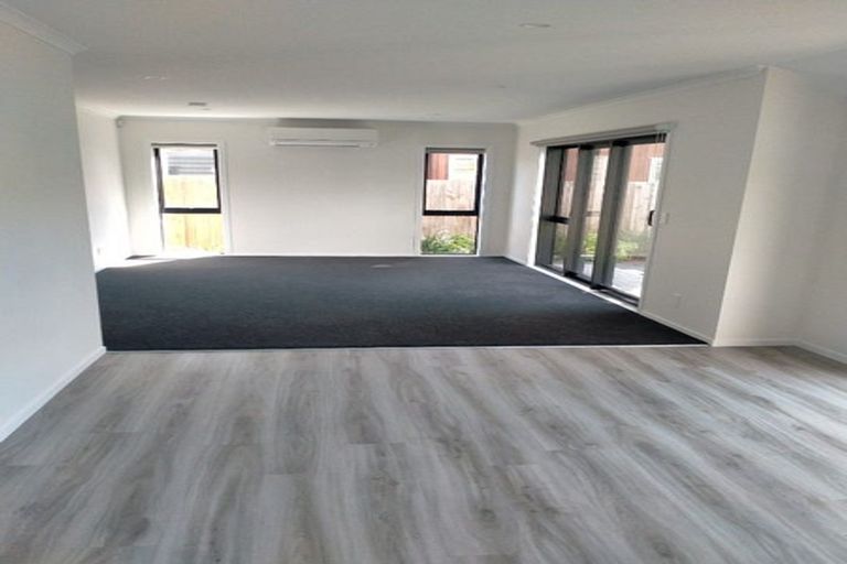 Photo of property in 9a Fitzherbert Road, Wainuiomata, Lower Hutt, 5014