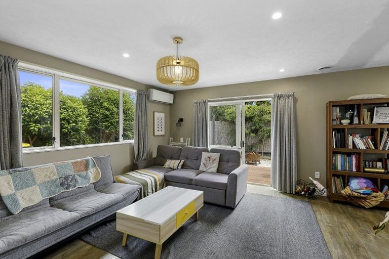 Photo of property in 3/3 Kennedy Grove, Stokes Valley, Lower Hutt, 5019
