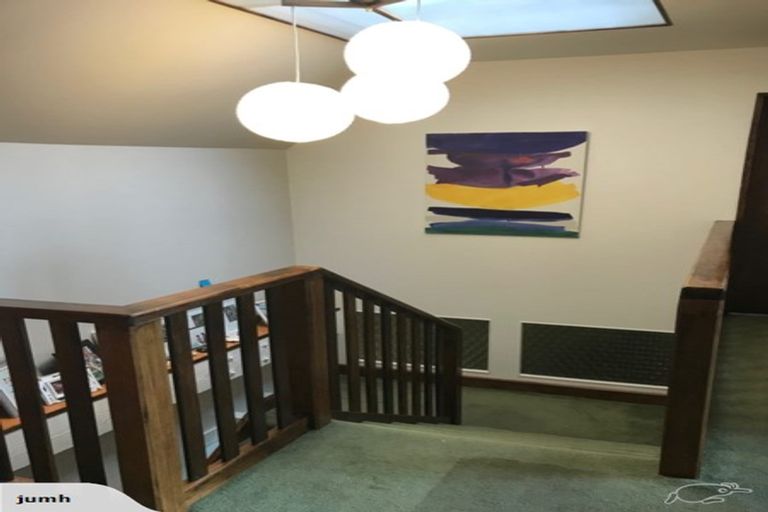 Photo of property in 84a Moncks Spur Road, Redcliffs, Christchurch, 8081