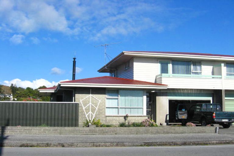 Photo of property in 79 Shakespeare Street, Greymouth, 7805