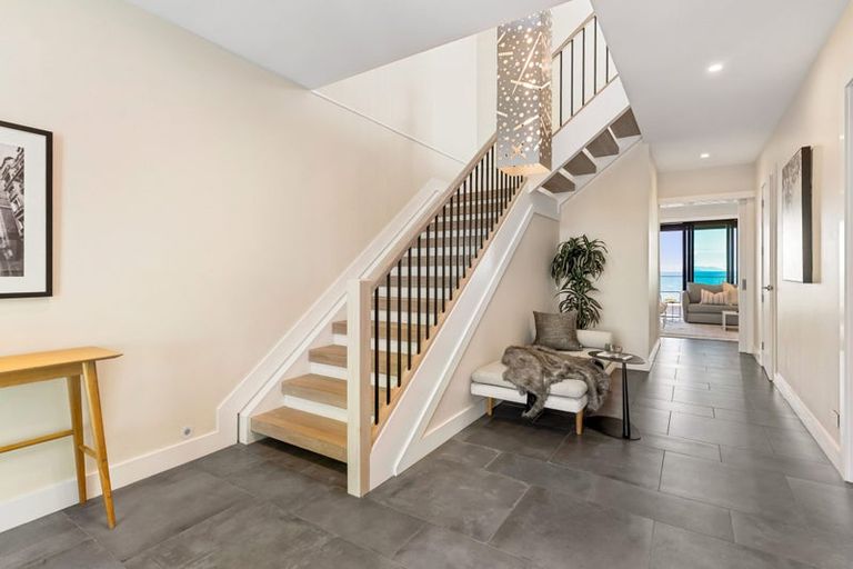Photo of property in 236 Vipond Road, Stanmore Bay, Whangaparaoa, 0932