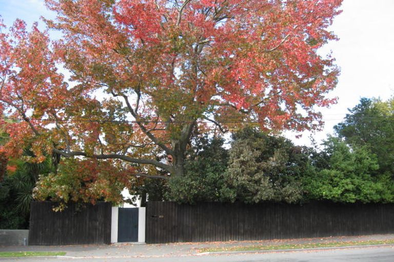 Photo of property in 200 Ilam Road, Ilam, Christchurch, 8041