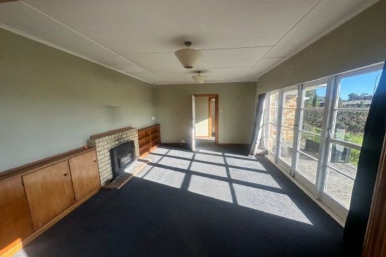 Photo of property in 87 Sandspit Road, Waiuku, 2123