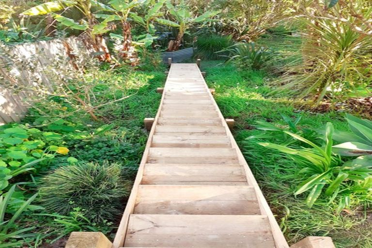 Photo of property in 46 Bays Road, Orere Point, Papakura, 2585