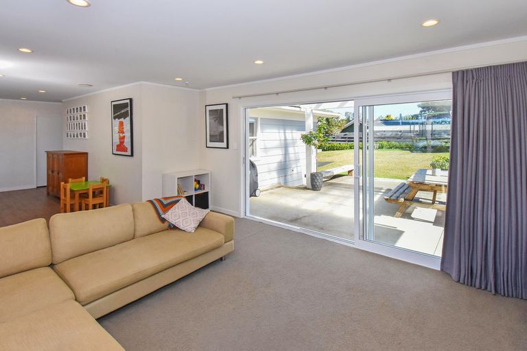 Photo of property in 77 Opaheke Road, Opaheke, Papakura, 2113