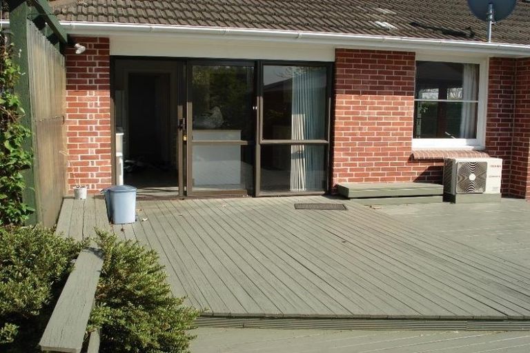 Photo of property in 32 Flower Street, Bryndwr, Christchurch, 8053