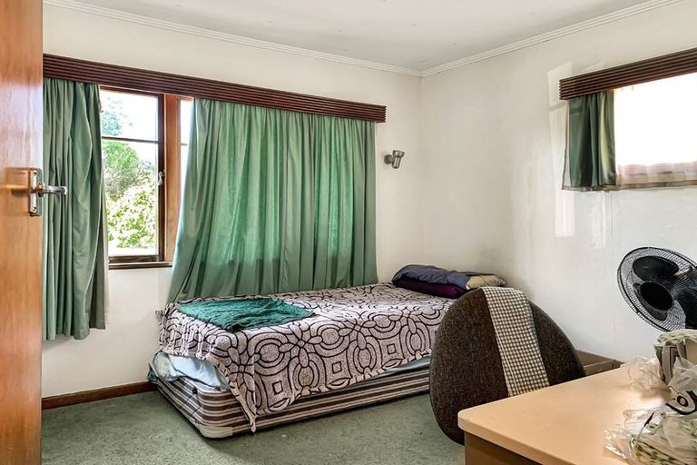 Photo of property in 215 Lytton Road, Elgin, Gisborne, 4010