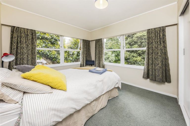 Photo of property in 43a Youngs Road, Papakura, 2110