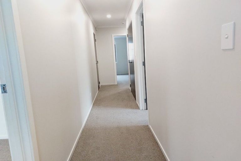 Photo of property in 27 Leathem Crescent, Pokeno, 2402