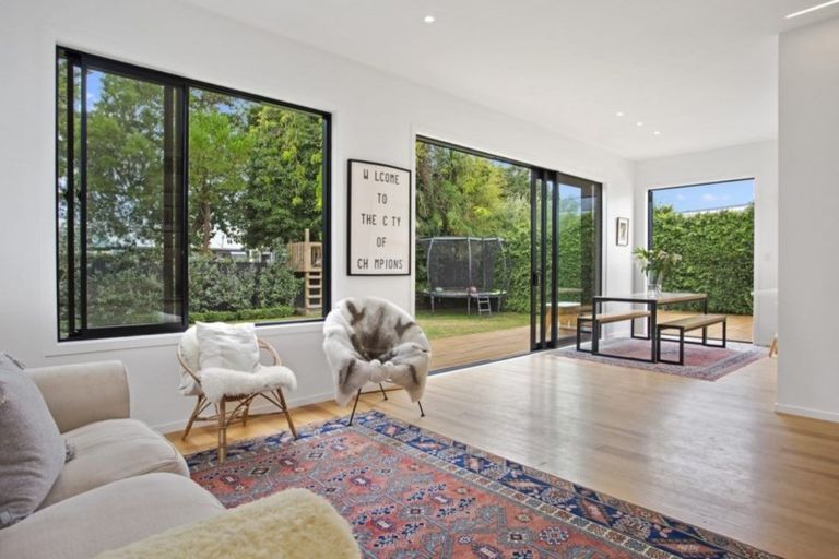 Photo of property in 31 Kinloch Street, St Albans, Christchurch, 8014