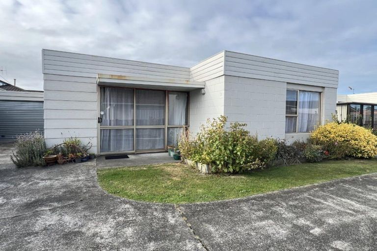 Photo of property in 2/91 Harrison Street, Wanganui, 4500