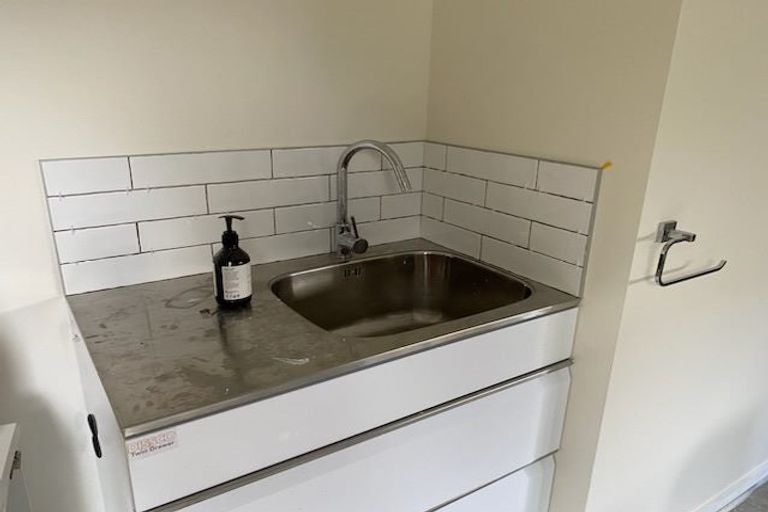 Photo of property in 22 Johnsview Terrace, Hillcrest, Hamilton, 3216