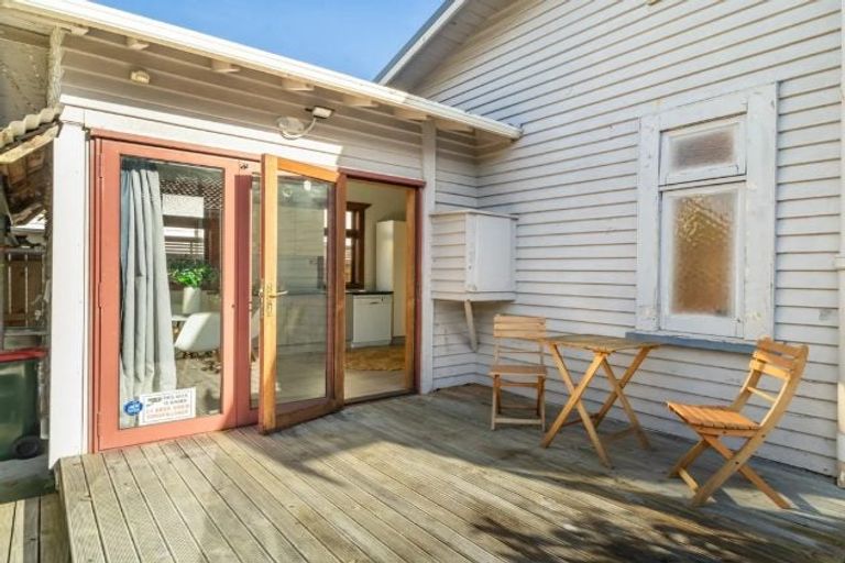 Photo of property in 50 Brook Street, Waterloo, Lower Hutt, 5011