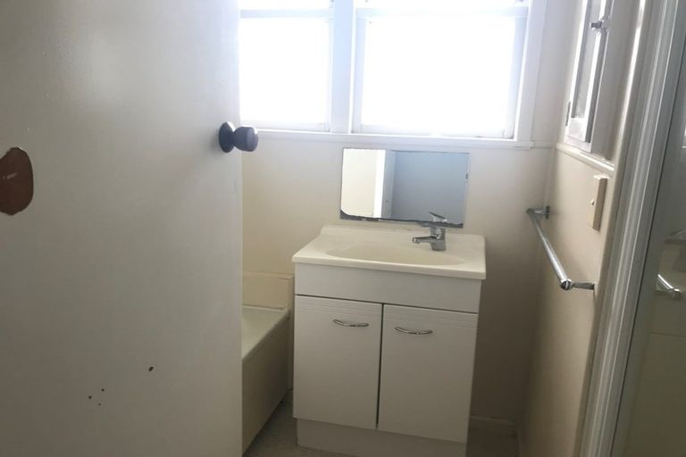 Photo of property in 14 Orion Street, Papakura, 2110