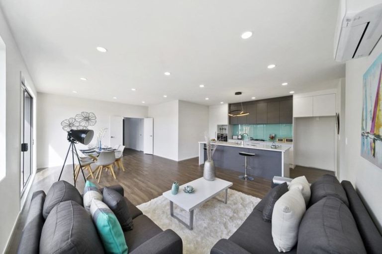 Photo of property in 12 Wellfield Drive, Papakura, 2110