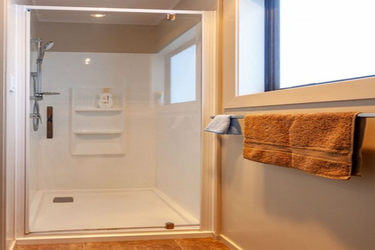 Photo of property in 219 Chartwell Avenue, Whangamata, 3620