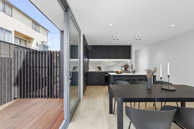 Photo of property in 2/29 Melrose Street, Christchurch Central, Christchurch, 8013