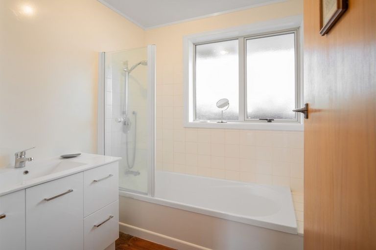 Photo of property in 23 Colwyn Street, Bryndwr, Christchurch, 8053