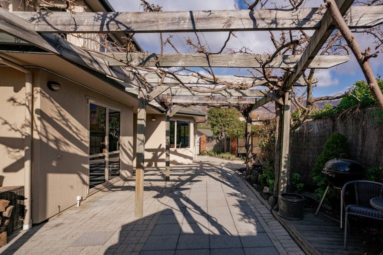 Photo of property in 4 Cherry Court, Wanaka, 9305