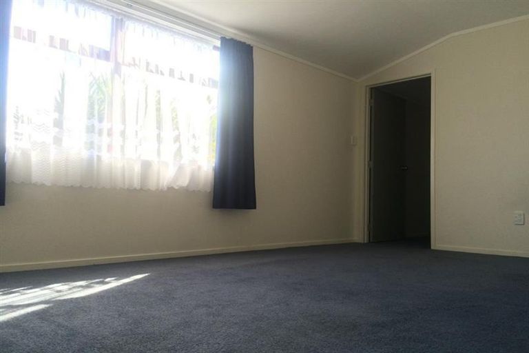 Photo of property in 12 Friesian Drive, Mangere, Auckland, 2022