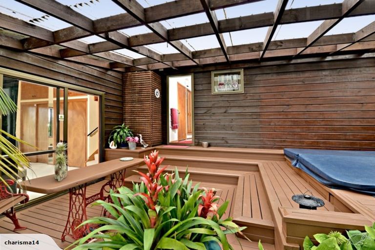 Photo of property in 66 Ronald Avenue, Glenbrook, Waiuku, 2681